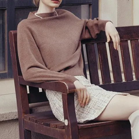 [르포엠]울100 에바니 홀가먼트 니트 풀오버