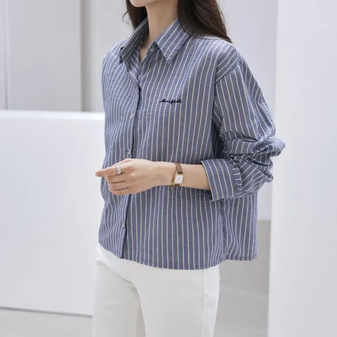 [모노앳디] 보셔 자수 스트라이프 셔츠