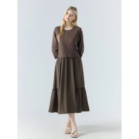 [더핸드메이드]내추럴 셔링 스웻 원피스