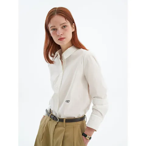 [ 롯데백화점 ][올리브데올리브]슬림핏 기본 자수 셔츠(OH5XB180)