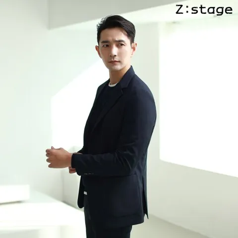 [ 롯데백화점 ][맨잇슈트]맨잇슈트 특가 봄 여름 트레블러 슬림핏 네이비 스판 셋업정장IS
