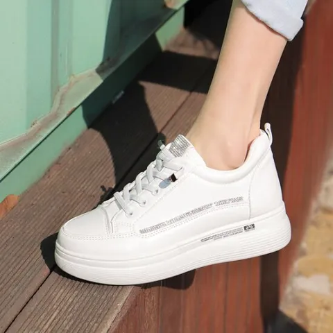 [빠른출발/단독특가]바닐라슈 얼리브 밴딩끈 큐빅라인 통굽 키높이 스니커즈(5cm)