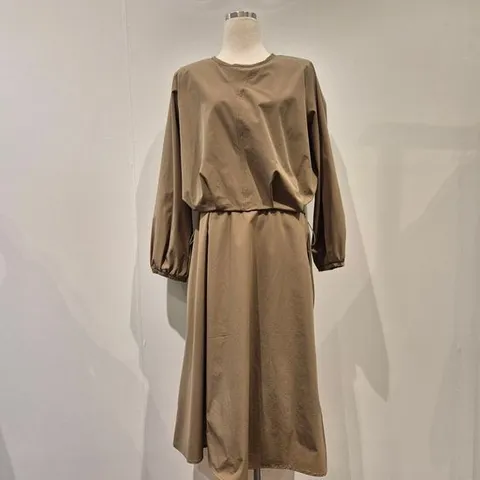 [ 롯데백화점 ][꾸즈]레이어드 플레어 원피스(TS327O6)