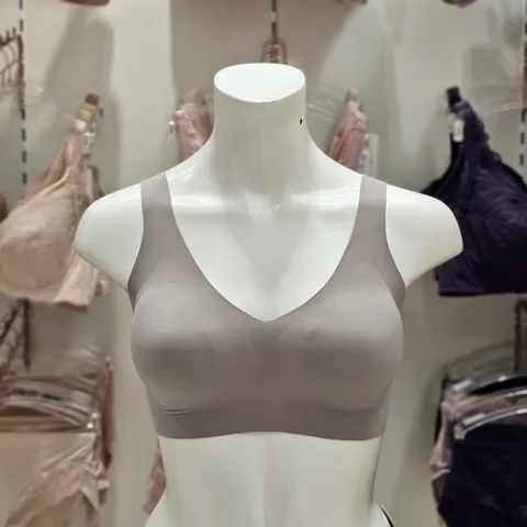 [ AK백화점 ][트라이엄프] 슬로기 제로필 심리스 무봉제 브라 SLES88R408 FF