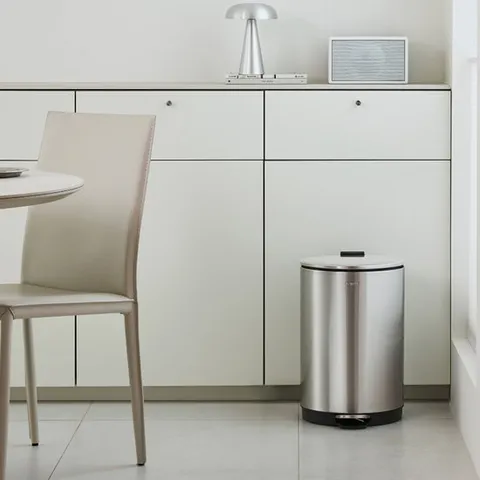 한샘 심플라운드 페달휴지통 18L 실버