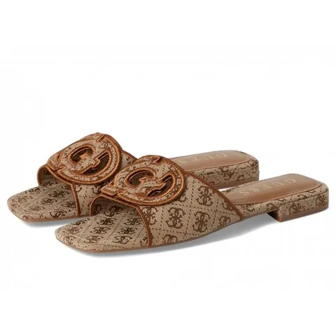 게스 타리샤 미디엄 브라운 로고