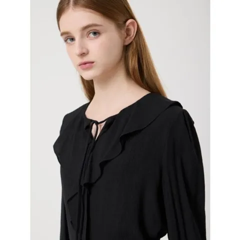 [ 현대백화점 ][CC콜렉트] 리본 타이 러플 블라우스 (C251MSC007)