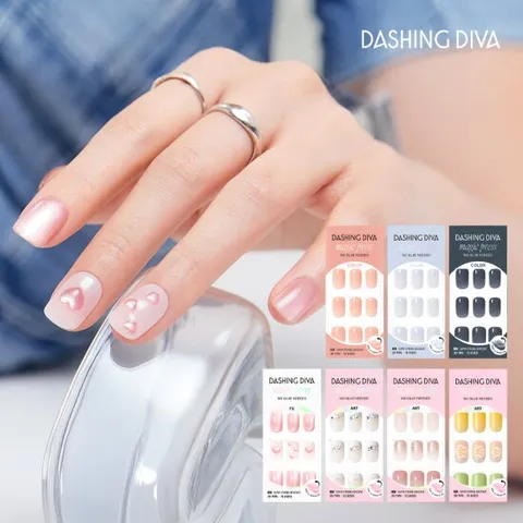 M]데싱디바  러브 페탈 네일 7종