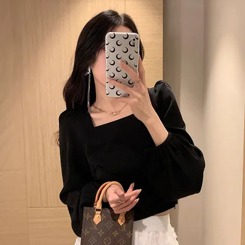 데이데이 모얼리 스퀘어 블라우스