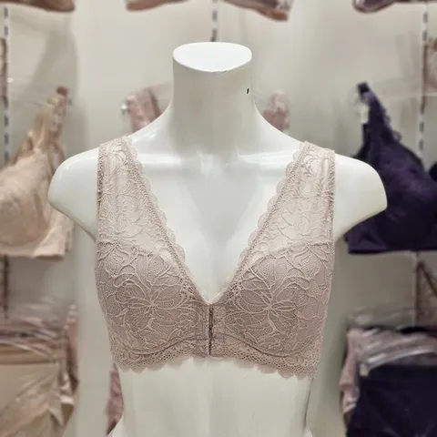 [ AK백화점 ][트라이엄프] 프론트 훅 모달 프리컷 노와이어 앞후크 브라 TEWBRR14 SK