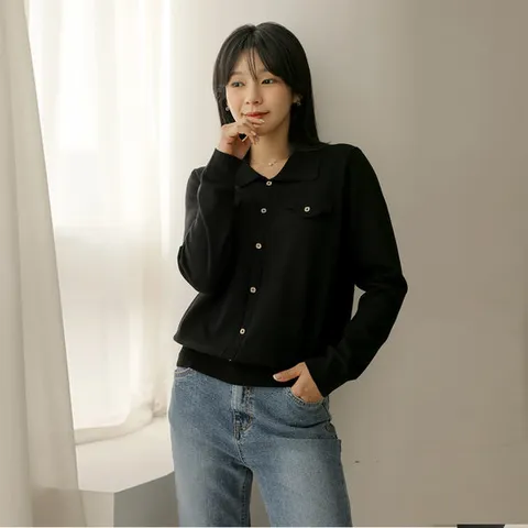 [엘리시아] 더븐 포켓 버튼 카라 니트 티