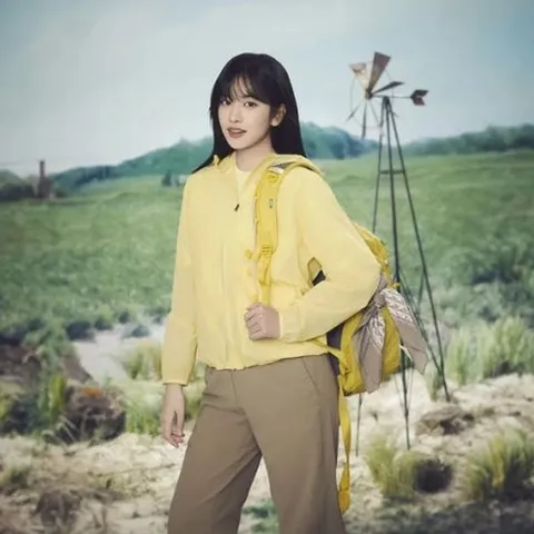 [ AK백화점 ][네파] 여성 봄 여름 스트레치 메쉬 경량 바람막이 방풍 자켓 7K40604