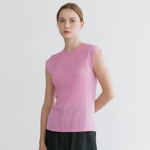 [더핸드메이드]슬리브리스 니트탑