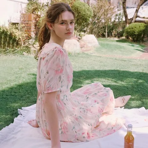 [SATIN] 프릴 카라 시폰 롱 원피스 O252T608