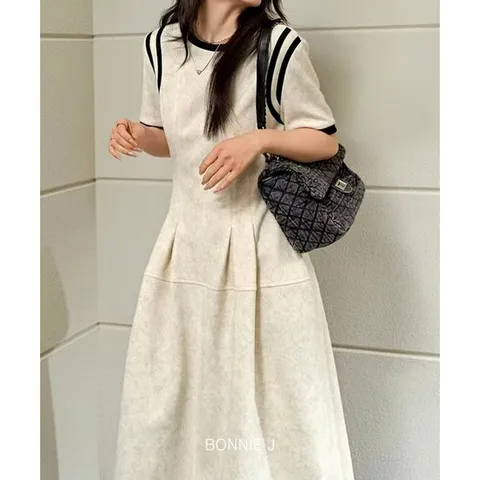 반팔 배색 A라인 롱원피스 캐주얼 베이지 무지원피스