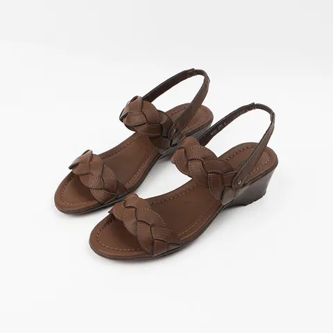 [ 롯데백화점 ][신난다슈]여성 슬링백 샌들 힐 5cm 발편한 여름 웨지 힐 통굽 뮬 샌들 MRO256037 브라운