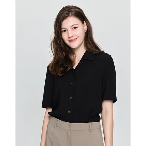 헤지스 여성 25SS 레이온 반소매블라우스 블랙 HSSH5B404BK