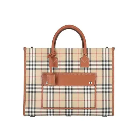 버버리 토트백 8097568 DOM