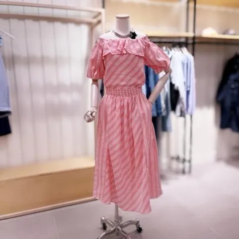 [시에로]SF2DBSHF102_스모킹 오프숄더 블라우스