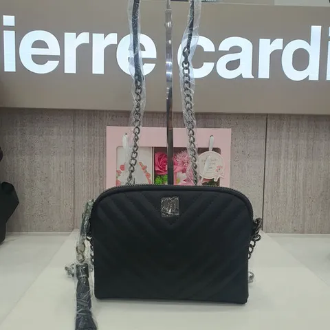 [피에르가르뎅]브이퀼팅 체인콤비 크로스 미니백(17 5ㅡ14ㅡ4)_