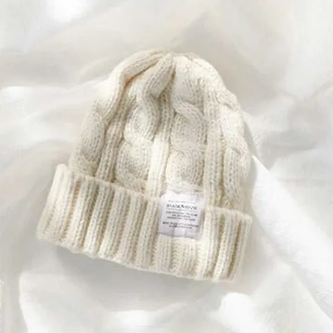 꽈배기포인트 니트 비니모자 두툼 페온유지 패치라벨