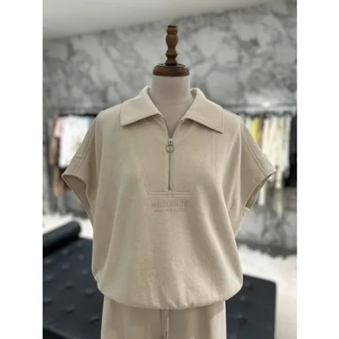 [ 현대백화점 ]보브 VOV 하프 집업 크롭 티셔츠 (7155340800)