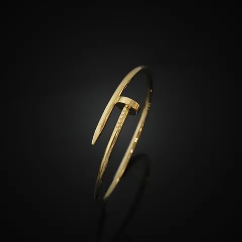 (중고명품)까르띠에 B6048218 저스트앵끌루 클래식 18K 옐로우골드 팔찌 18호