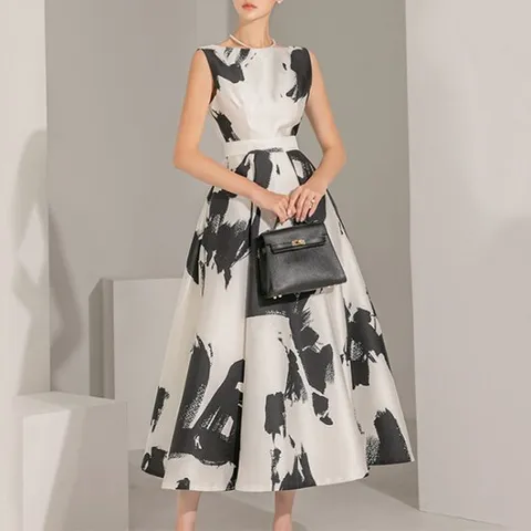 [텐미닛스타일]그레이시크 페미닌룩 뷔스티에 플레어 로메르 원피스