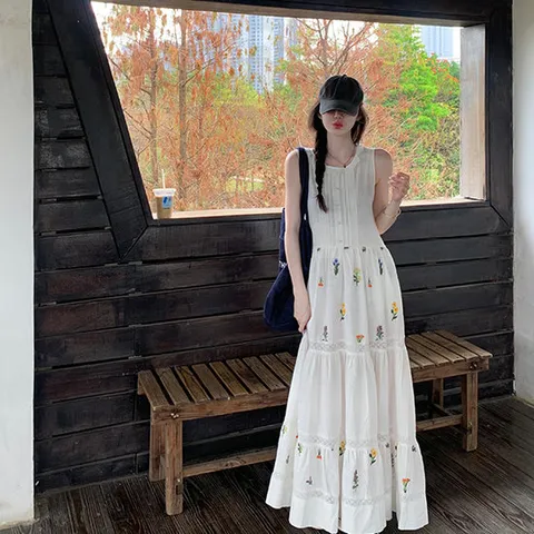 [아리엘스타일]민소매스타일 플라워자수 내추럴썸머룩 베노아롱원피스