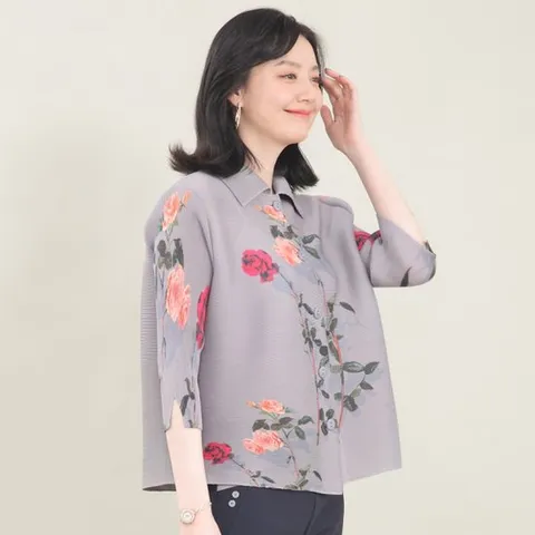 [애비뉴투지]실사 장미 플리츠 카라 봄 여름 칠부 블라우스 B054