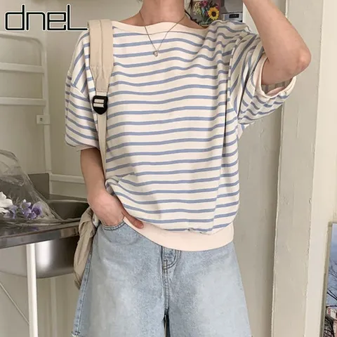 [드넬]퍼프입술넥맨투맨DWT52287A