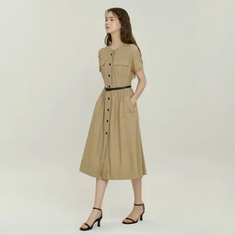 [ 현대백화점 ][25 S S] 잇미샤 라운드넥 벨티드 원피스 ITP6ZOP960