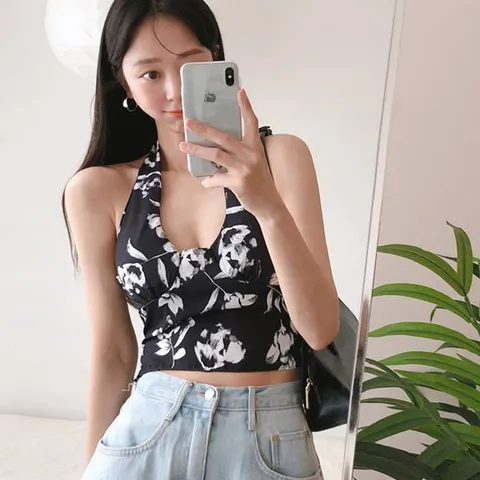 [드레스날다]감비아 플라워 리본 스트랩 홀터넥 나시 블라우스