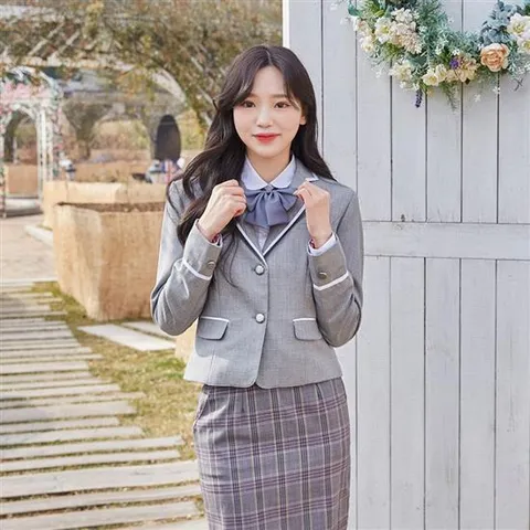 교복쇼핑몰 교복몰 그레이 흰줄라인 자켓(여자) 학생복.