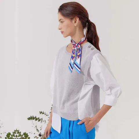 [크레송]크레송 아이리스그레이 쥬얼버튼 텍스쳐블록 블라우스 R