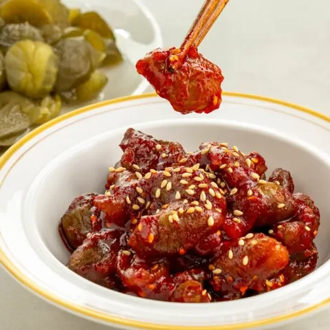 아삭한 매실장아찌 500g 고추장 장아찌 매실 절임 밥도둑