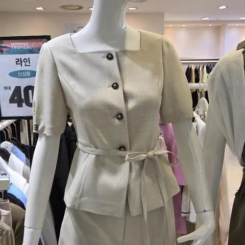 춘천M 라인 LINE M백화점 미하일 스퀘어넥 NWJKPE4000