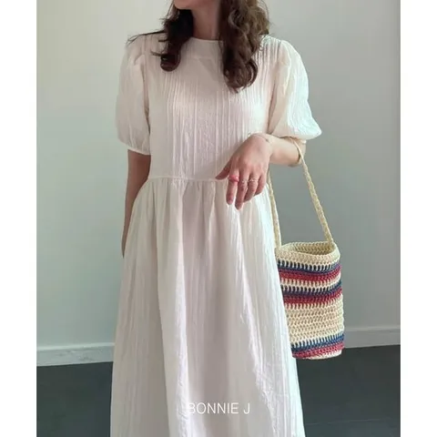 라운드넥 퍼프소매 링클 롱 플레어 원피스 시어서커 내추럴 롱 원피스