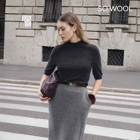 쏘울 25FW 소모 캐시100 반팔 니트
