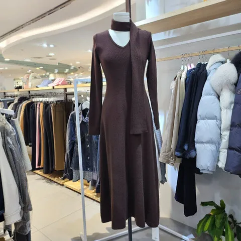 [르샵]옵션머플러V넥 슬림핏 A라인 니트OP (L2F45KOP800)_BP