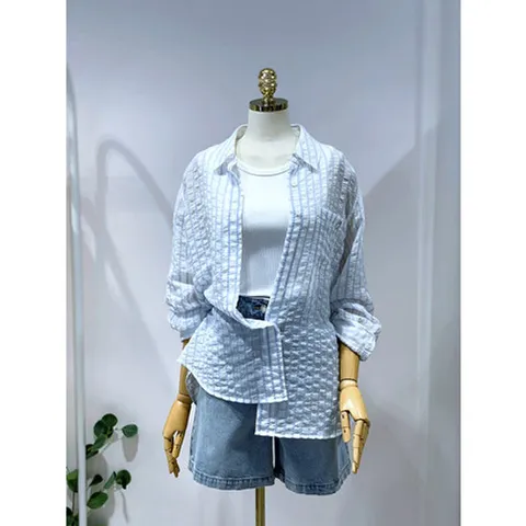 [ 현대백화점 ]올리브데올리브 (OW5MB651) 시스루 시어서커 스트라이프 셔츠