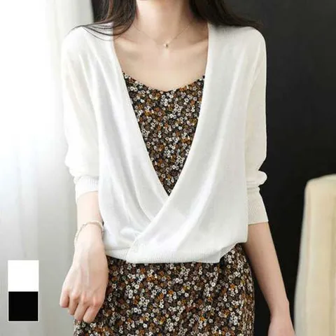 [모노무드]모노무드 딥브이넥 얇은칠부 봄 여름 루즈핏 여성 니