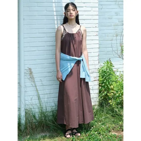 (115871AY1D) [에잇세컨즈] 스트링 슬리브리스 롱 원피스  브라운