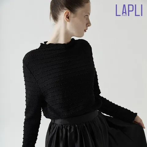 라플리 25FW 플리츠 버블 블라우스