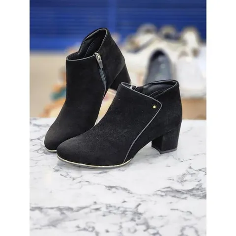 [허시파피]허시파피 세이브존05 여성5Cm굽스웨이드부티구두 XZOA