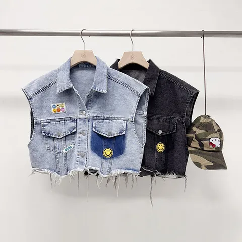 미즈큐즈 / 보글보글 스마일 패치 루즈핏 숏 데님 청조끼