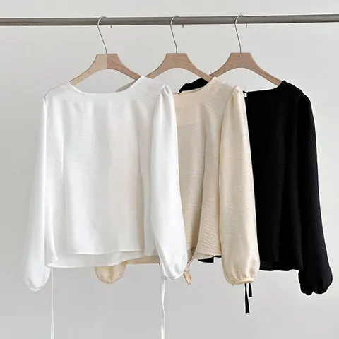 여성 가을 하객용 백리본 퍼프 블라우스