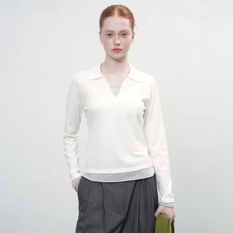 WOMAN 레이어드 슬림핏 버튼 카라 니트 [IVORY] / WBE3L05515