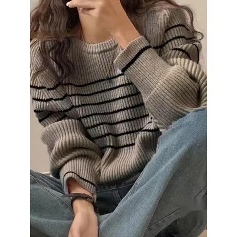 [귈림][귈림] 라운드넥 사이드 트임 니트 (GBFKN045P)