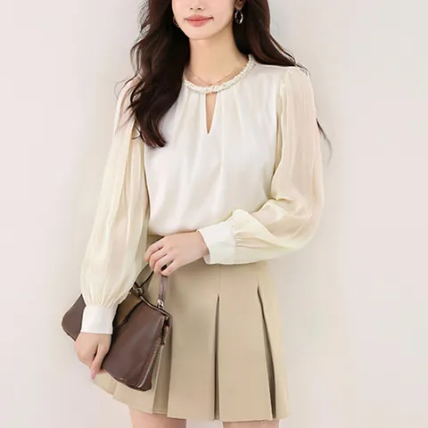 [패션이슈] 로즐리투톤라운드넥블라우스 LU00146